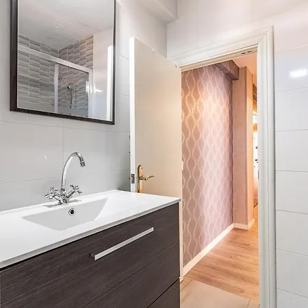 Ah Poniente Vut6895as アパート