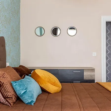 Ah Poniente Vut6895as Apartman